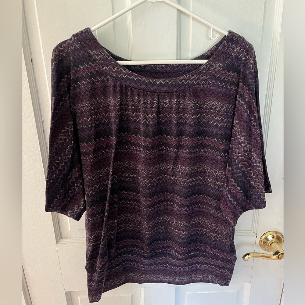 Purple 1/4 length sleeve shirt